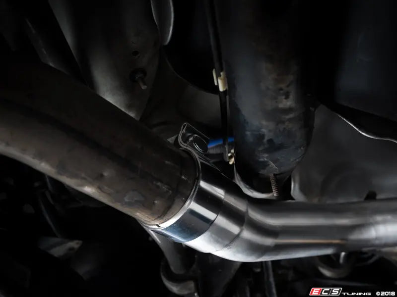 ECS Tuning -  MK5/MK6 GTI Resonator Delete Pipe Kit