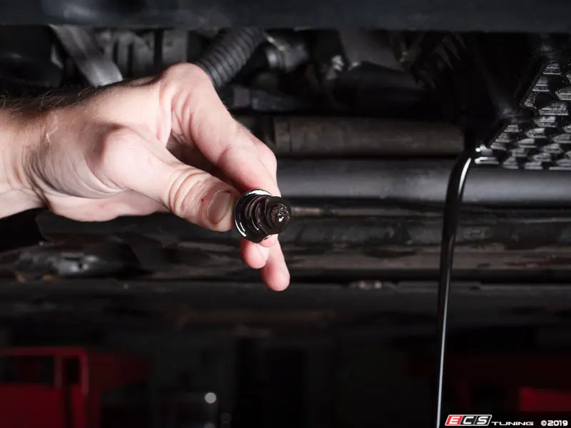 ECS Tuning - MQB Magnetic Drain Plug - With 5 Replacement O-Rings