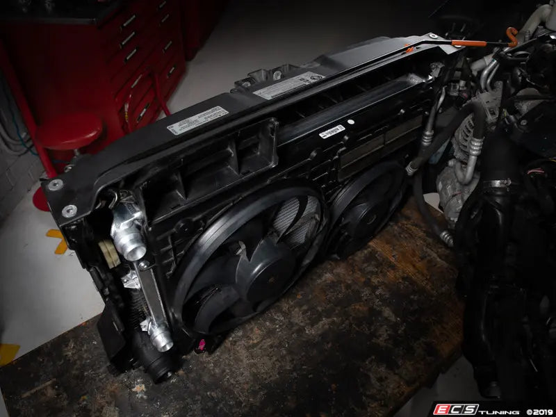 ECS Tuning -  MK6 GTI 2.0 TSI Performance Aluminum Radiator