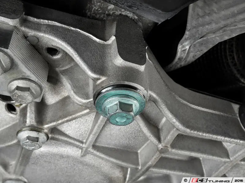ECS Tuning -  Front Subframe Locking Collar Kit VW MK5/MK6