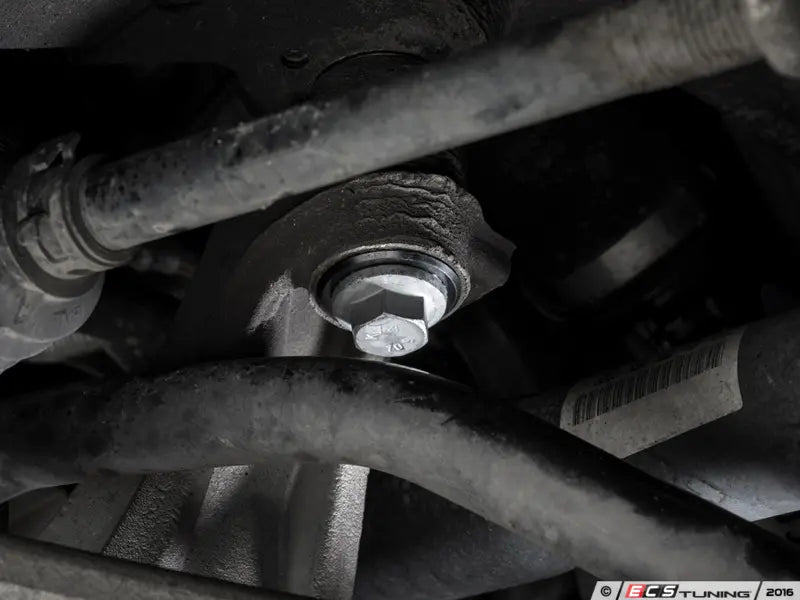 ECS Tuning -  Front Subframe Locking Collar Kit VW MK5/MK6