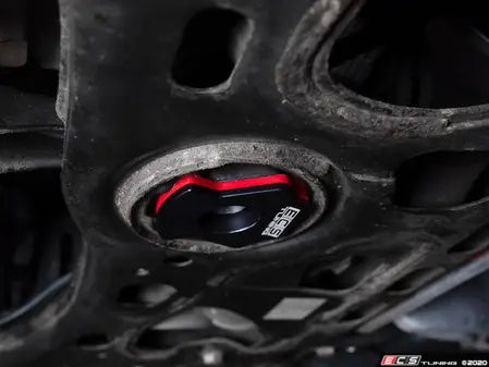 ECS Billet Polyurethane Dogbone Mount Insert for VW Golf MK7 & Audi A3/S3 8V (MQB)