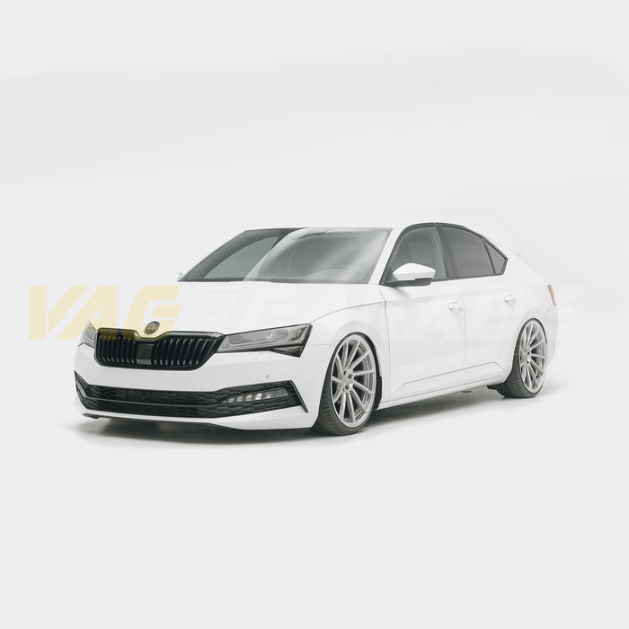 Genuine Skoda Front Emblem Badge ´SKODA Logo´ for SUPERB III - Monte Carlo Black Version O3-ZNK-BLK