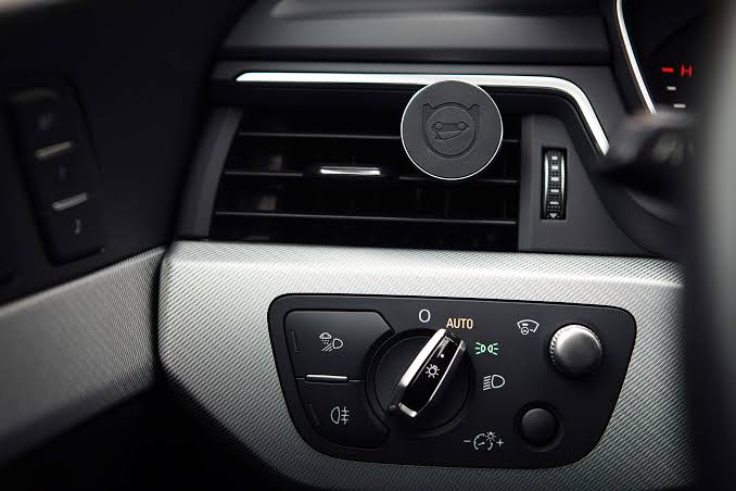 OBDeleven Phone Holder