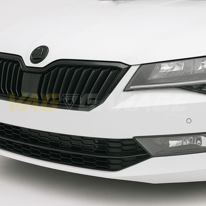 Genuine Skoda Front Emblem Badge ´SKODA Logo´ for SUPERB III - Monte Carlo Black Version O3-ZNK-BLK